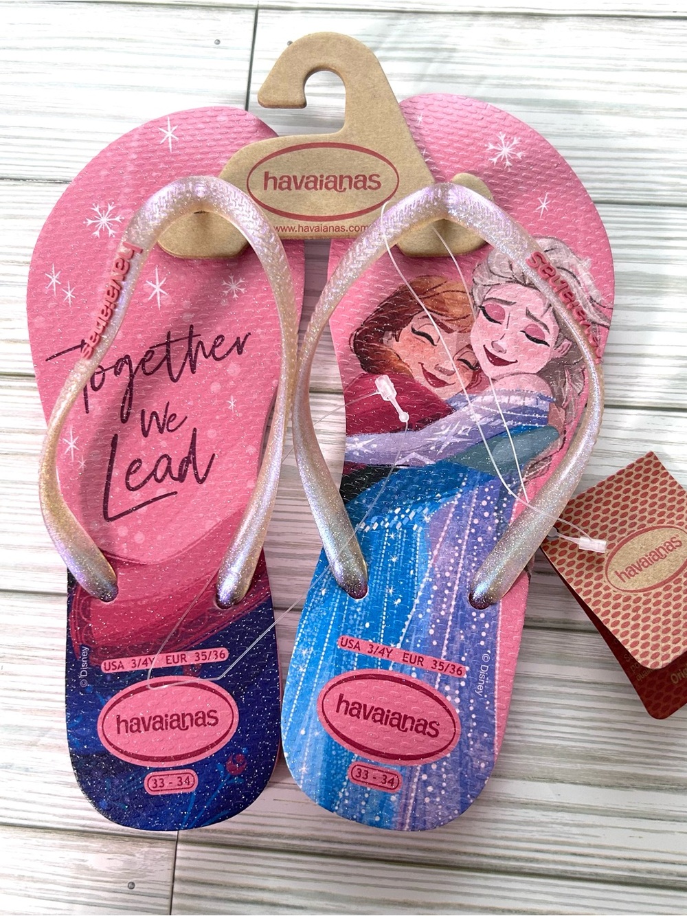 NWT Girls Disney Frozen Anna & Elsa Havaianas size 3-4
